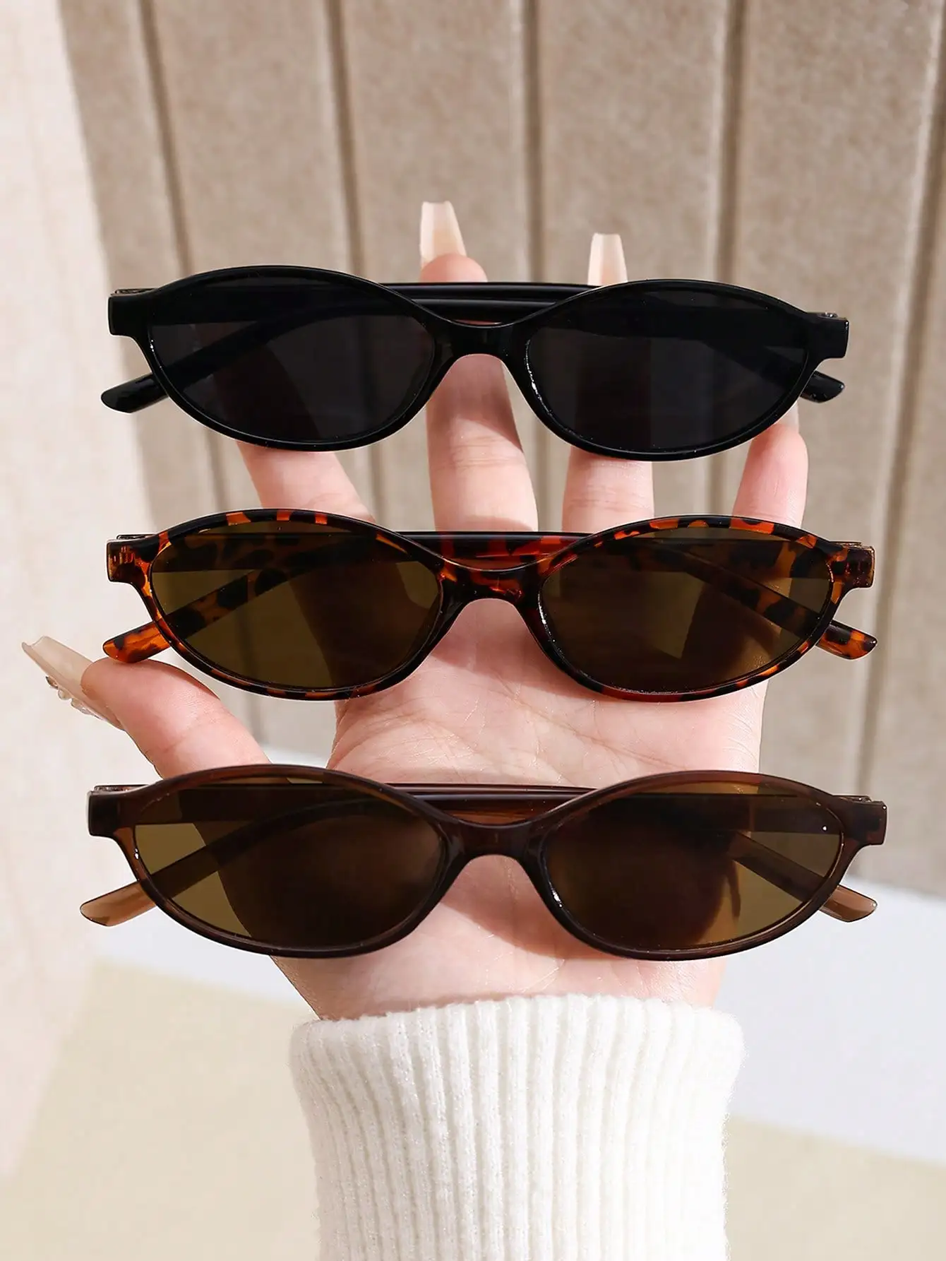 Vintage Fashion Photography - 1 Pair Retro Geometric Full Frame