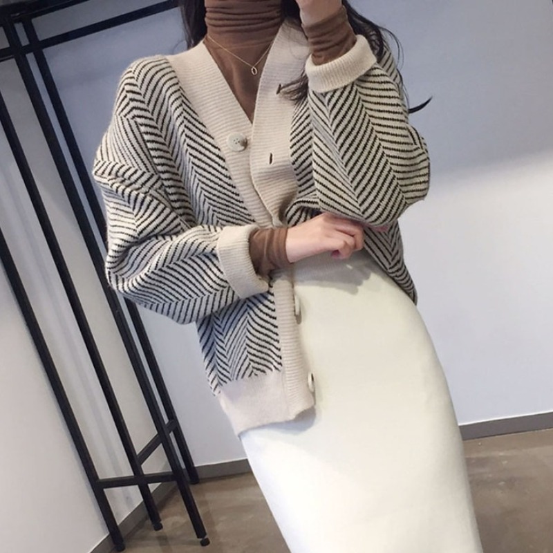 Autumn Winter Fashion Striped  - Vintage Fashion Knitwear ulasan dan harga